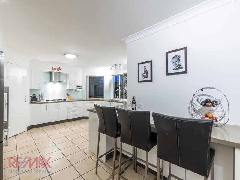 33 COWRIE PDE, Albany Creek QLD 4035