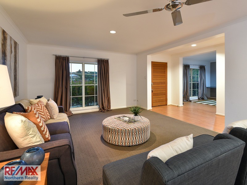 4 Diorama Court, Eatons Hill QLD 4037