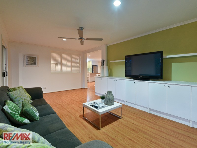 4 Diorama Court, Eatons Hill QLD 4037