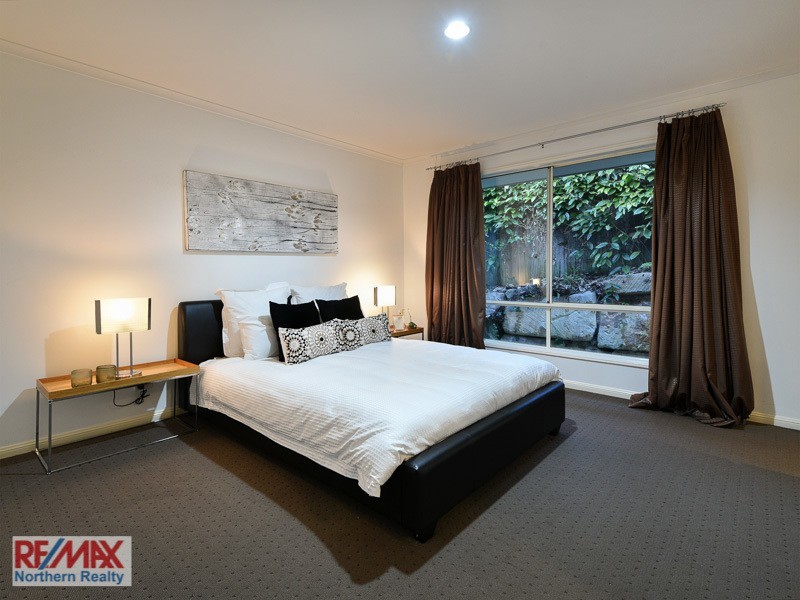 4 Diorama Court, Eatons Hill QLD 4037