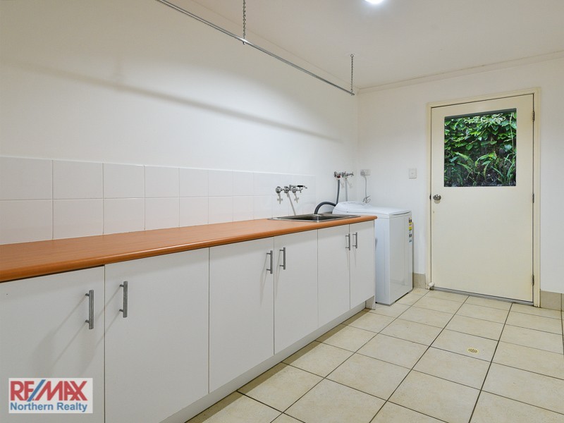 4 Diorama Court, Eatons Hill QLD 4037