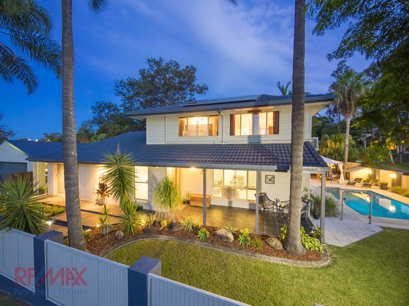 9 Challinor Drive, Albany Creek QLD 4035