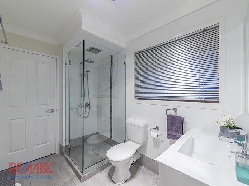 9 Challinor Drive, Albany Creek QLD 4035