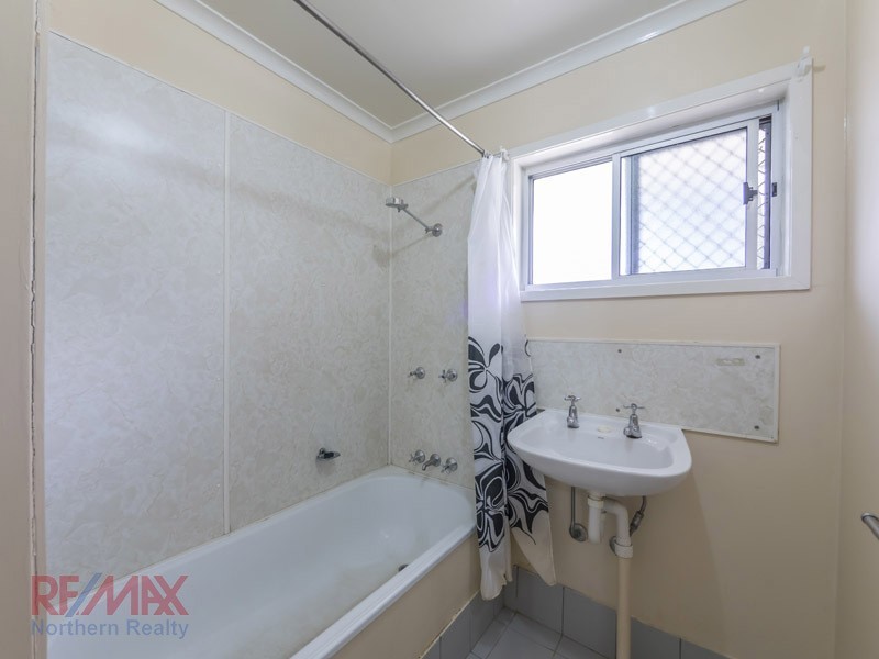 8 Gould Street, Lawnton QLD 4501