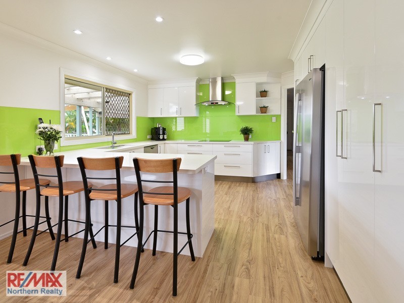 27 Edwards Drive, Albany Creek QLD 4035