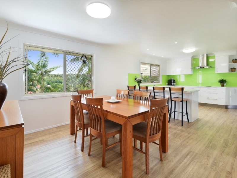 27 Edwards Drive, Albany Creek QLD 4035