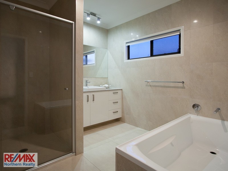 2 Gracie Court, Cashmere QLD 4500