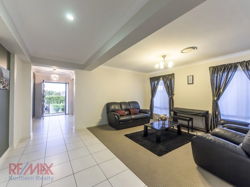 26 Ballyalla Cres, Warner QLD 4500