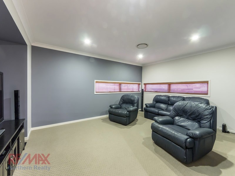 26 Ballyalla Cres, Warner QLD 4500