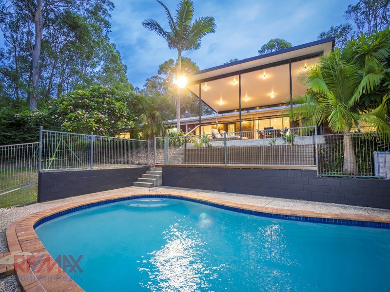 26 Montego Court, Eatons Hill QLD 4037