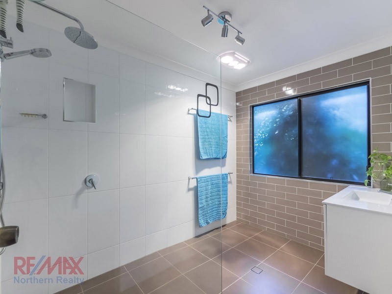 20 Adams Road, Cashmere QLD 4500