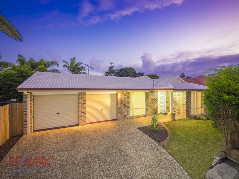 11 Queen Elizabeth Dve, Eatons Hill QLD 4037