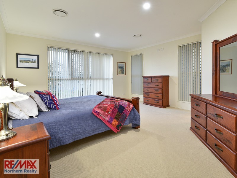 6 Lukla Court, Warner QLD 4500