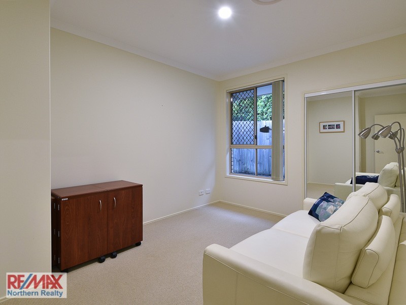 6 Lukla Court, Warner QLD 4500