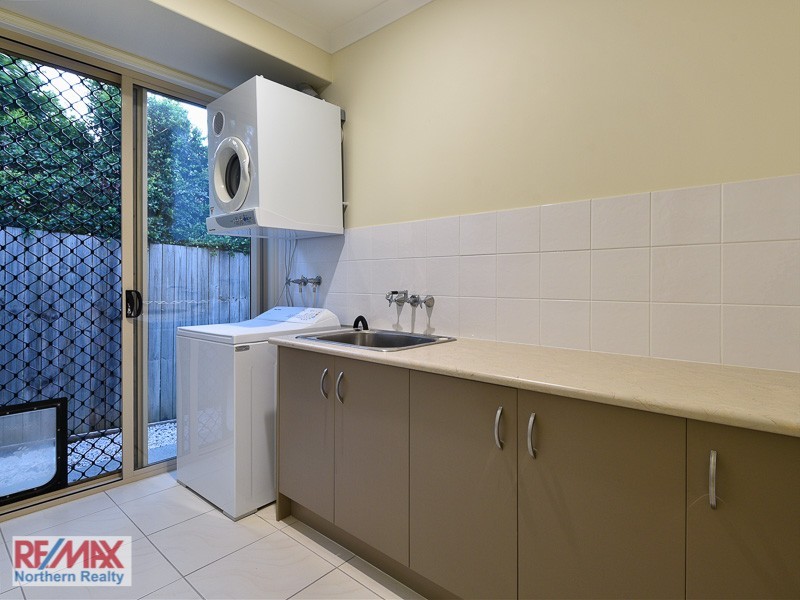 6 Lukla Court, Warner QLD 4500