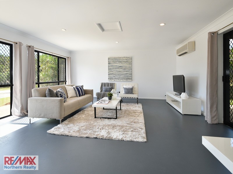 17 Snow Wood Drive, Eatons Hill QLD 4037