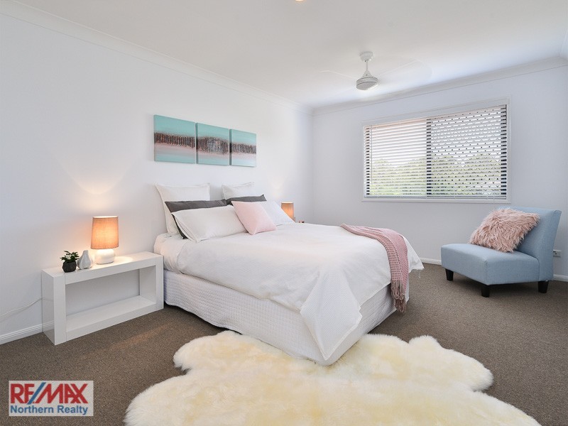 17 Snow Wood Drive, Eatons Hill QLD 4037