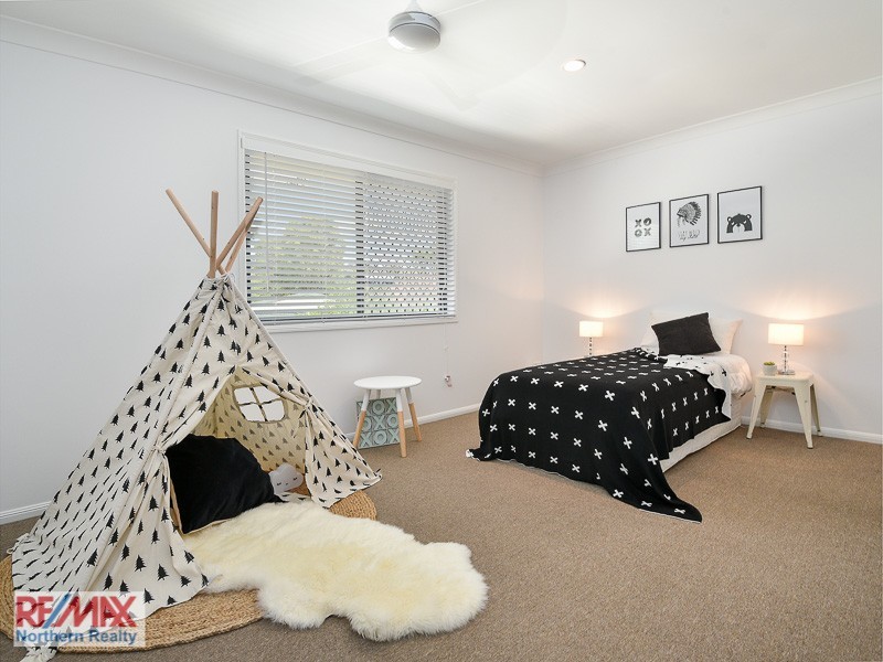 17 Snow Wood Drive, Eatons Hill QLD 4037