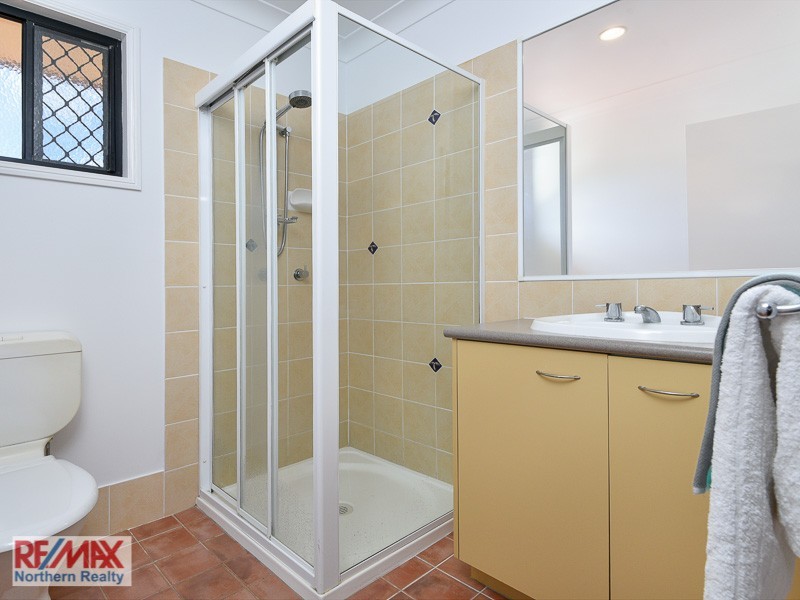 17 Snow Wood Drive, Eatons Hill QLD 4037