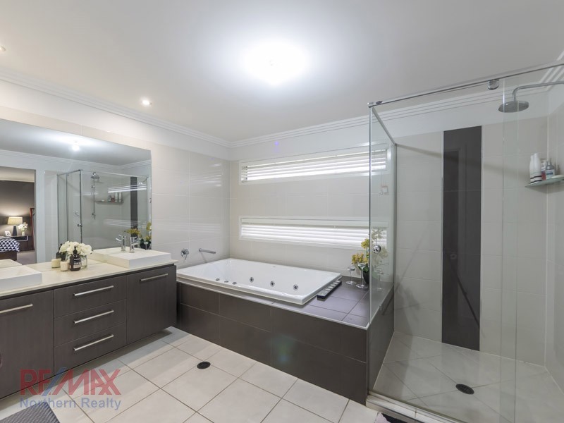 16 Caspian Pde, Warner QLD 4500