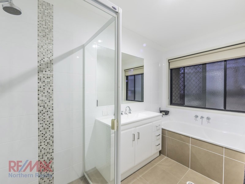 5 Bonney Ct, Warner QLD 4500