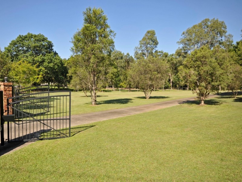 11 Bergin Creek Rd, Bunya QLD 4055