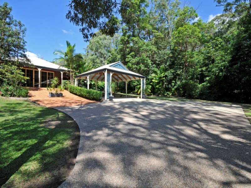 8 Regatta Avenue, Bunya QLD 4055