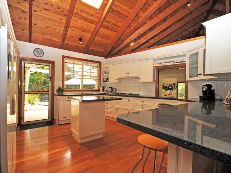 8 Regatta Avenue, Bunya QLD 4055