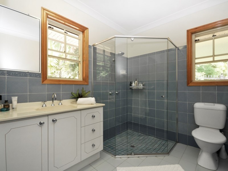 8 Regatta Avenue, Bunya QLD 4055