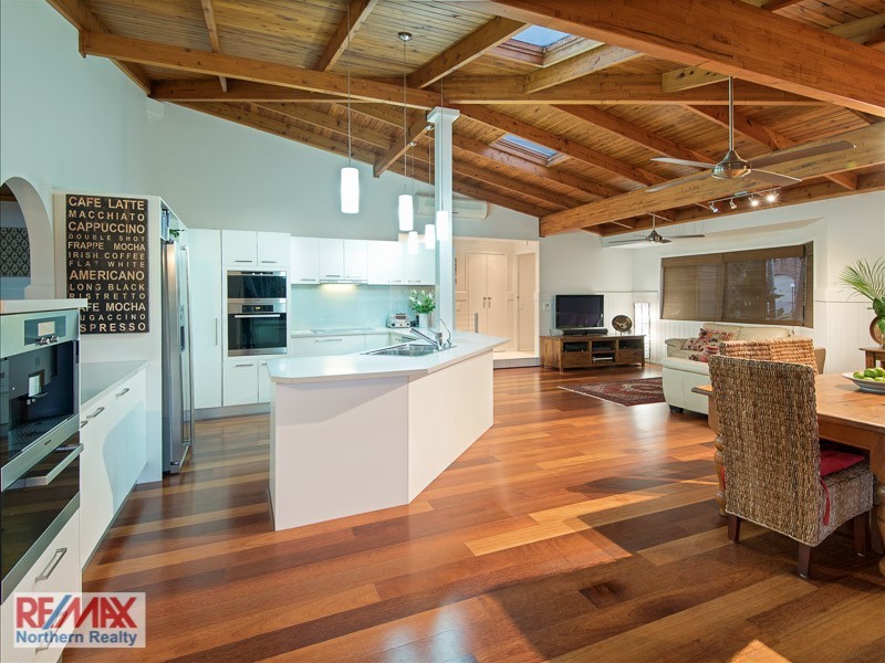 2 Barwing Court, Albany Creek QLD 4035