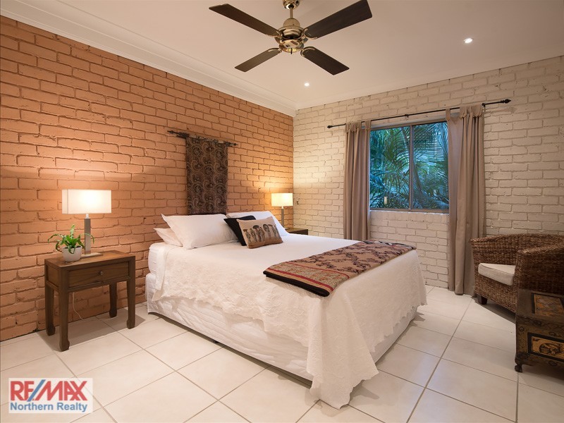 2 Barwing Court, Albany Creek QLD 4035