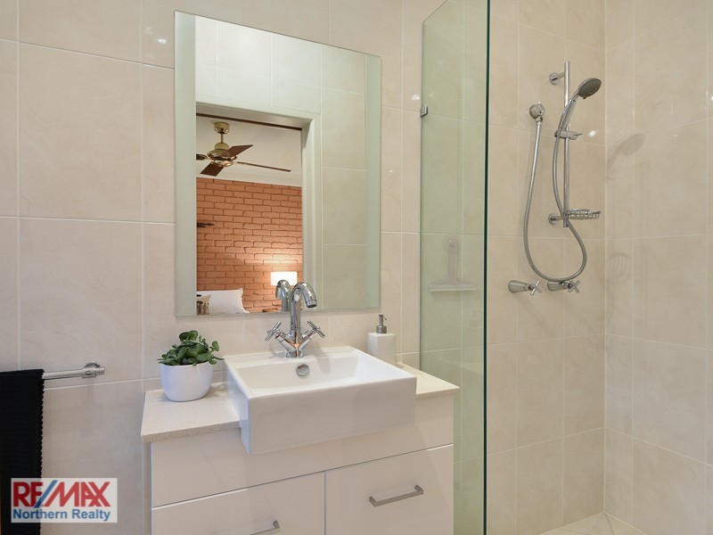 2 Barwing Court, Albany Creek QLD 4035