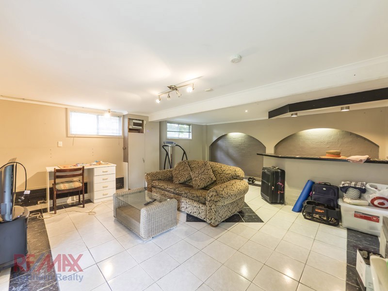 23 Levant Street, Albany Creek QLD 4035