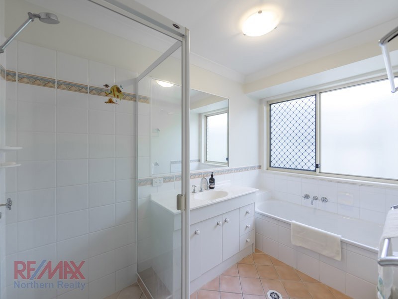 10 De Vito Place, Mcdowall QLD 4053