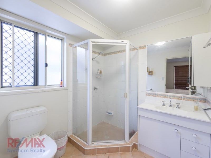 10 De Vito Place, Mcdowall QLD 4053