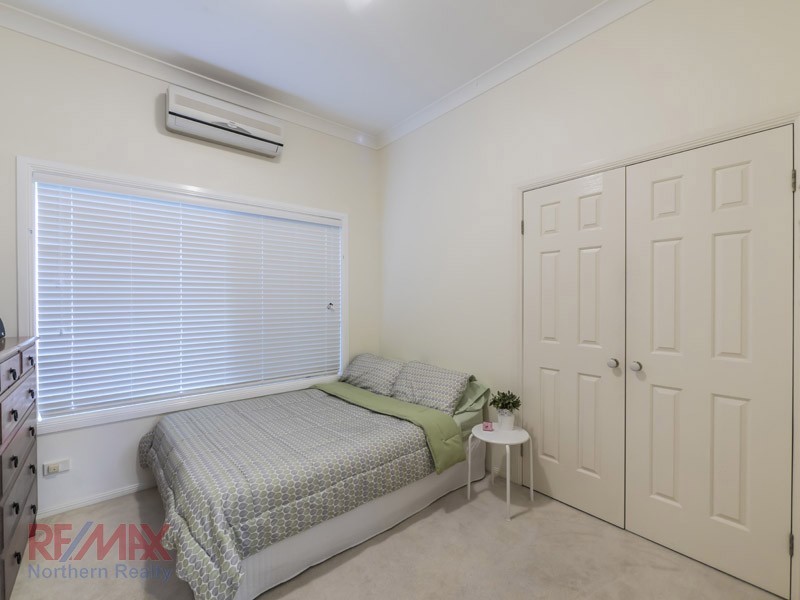 12 Diana Court, Eatons Hill QLD 4037