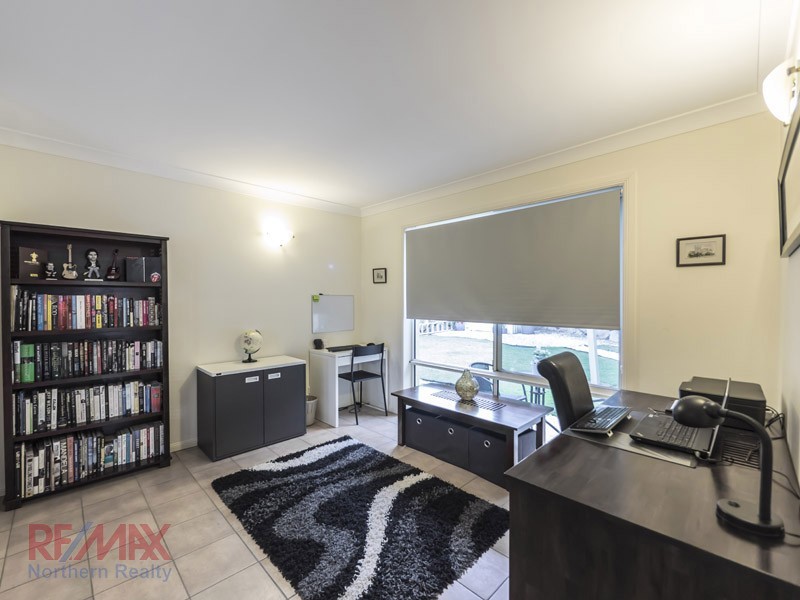 12 Diana Court, Eatons Hill QLD 4037