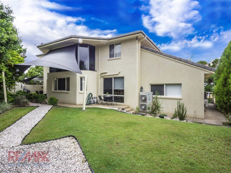 12 Diana Court, Eatons Hill QLD 4037