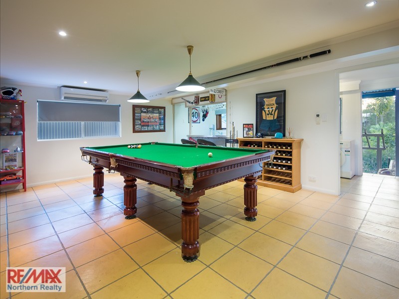 27 VIEW CRESCENT, Arana Hills QLD 4054
