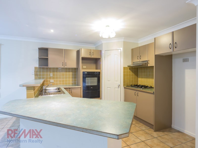 27 Scenic Close, Albany Creek QLD 4035