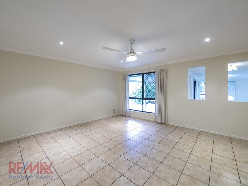 27 Scenic Close, Albany Creek QLD 4035