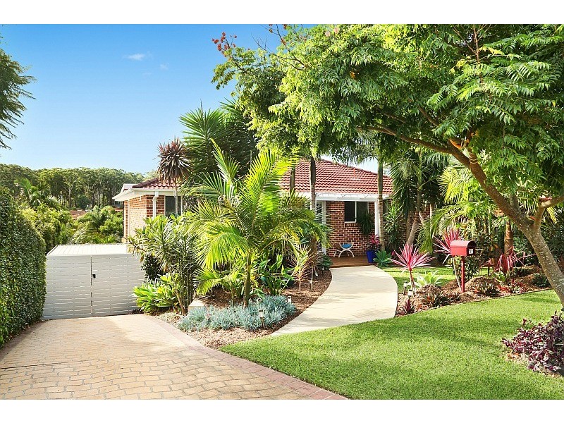 11 Henzel Road, Green Point NSW 2251