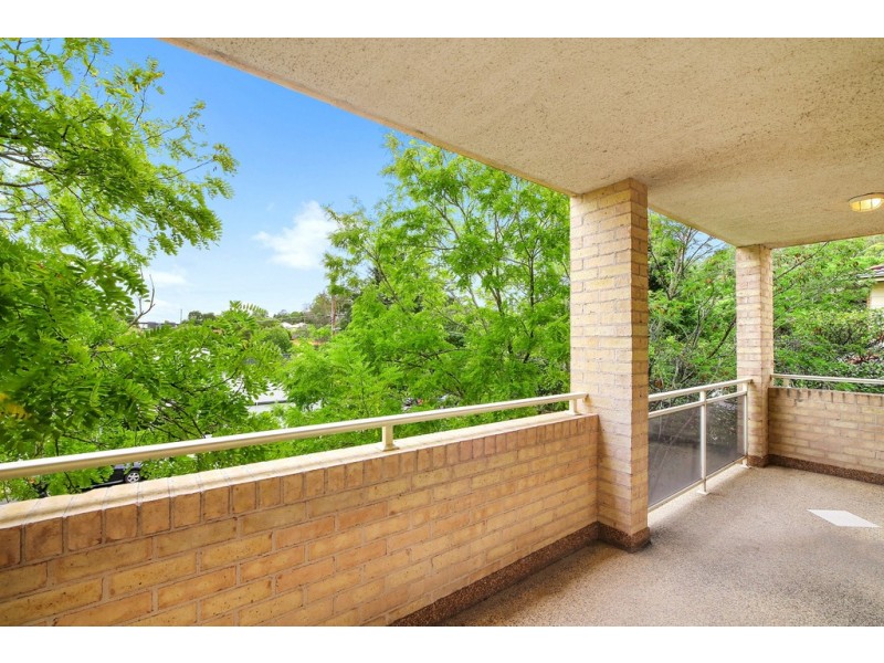 2/49-51 Beane Street, Gosford NSW 2250