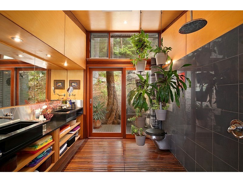 25 Woorara Parade, Green Point NSW 2251