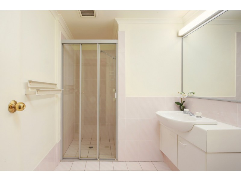 20/91-95 John Whiteway Drive, Gosford NSW 2250