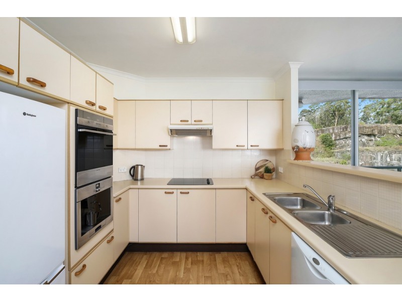 45/91-95 John Whiteway Drive, Gosford NSW 2250