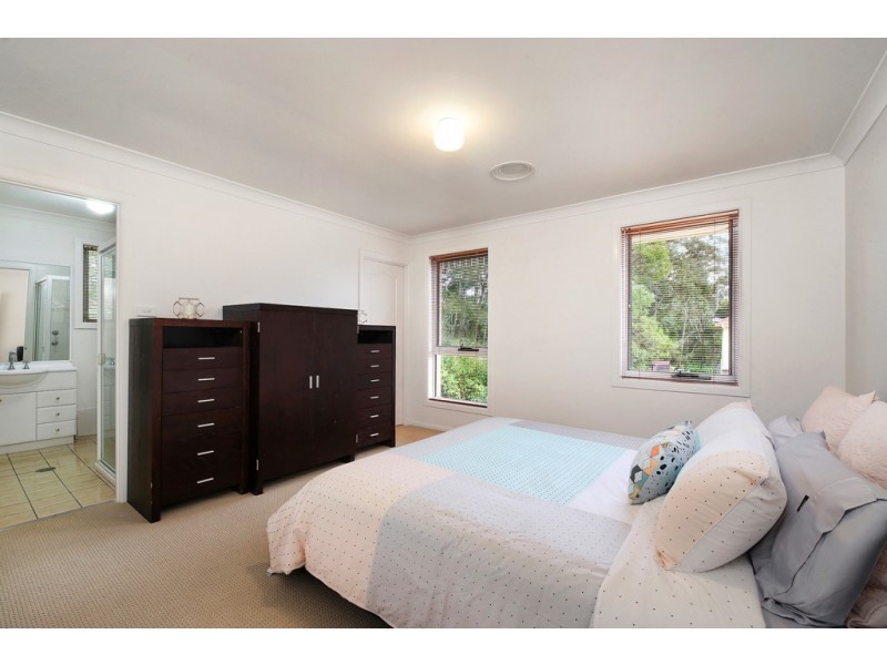 16 Rumbalara Place, Springfield NSW 2250