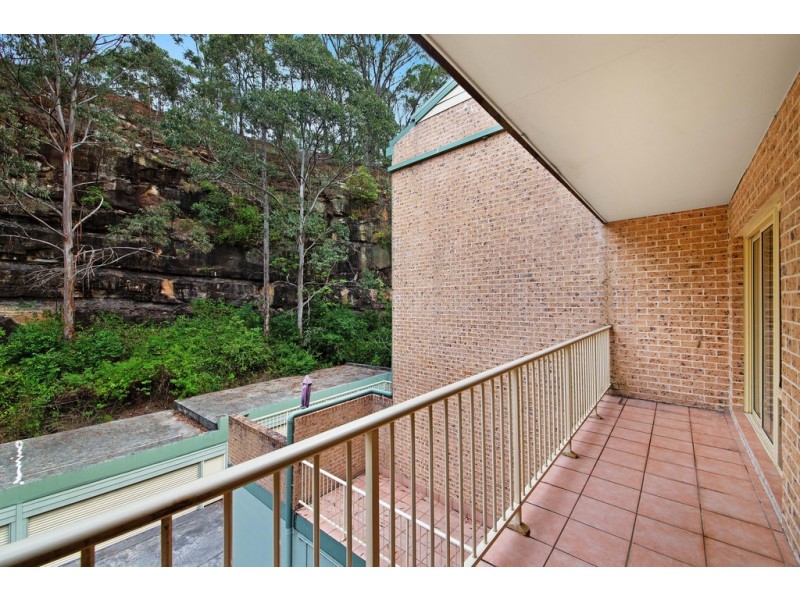 30/117 John Whiteway Drive, Gosford NSW 2250