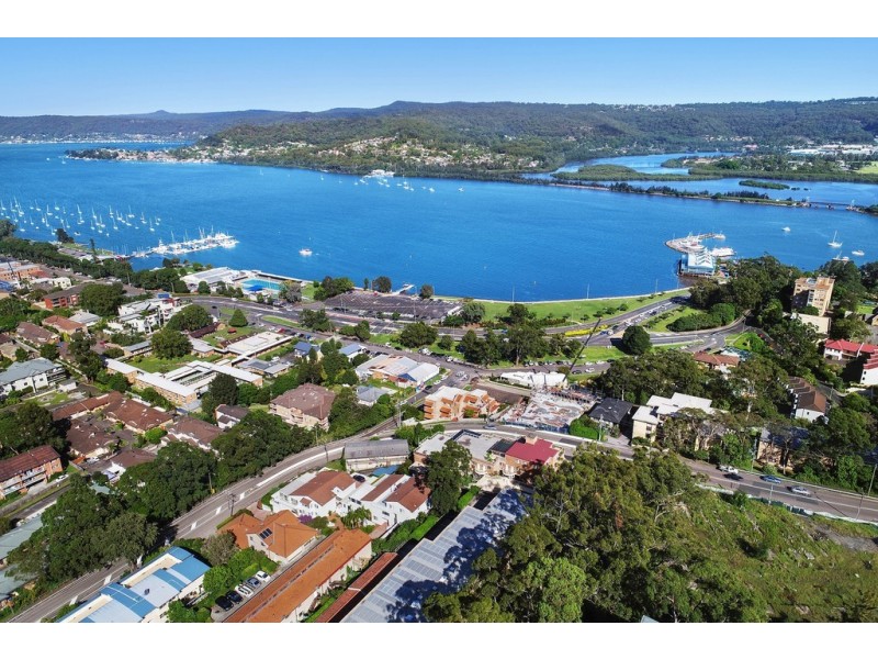 22/3 Joseph Lloyd Close, Gosford NSW 2250