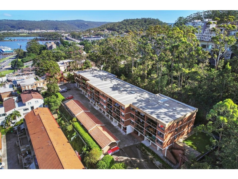 22/3 Joseph Lloyd Close, Gosford NSW 2250